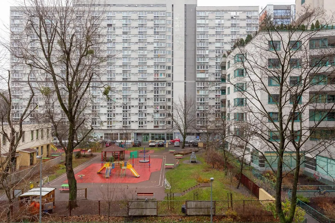 Rosy Dream Apartment By Noclegi Renters ワルシャワ