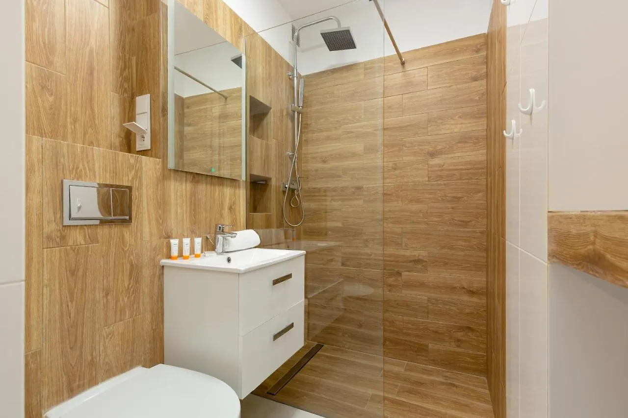 Rosy Dream Apartment By Noclegi Renters Warsaw Poland